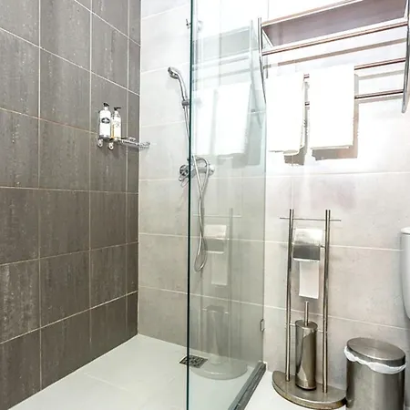 Apartamento One Bedroom Appartement With Shared Pool Jacuzzi And Enclosed Garden At Armamar *