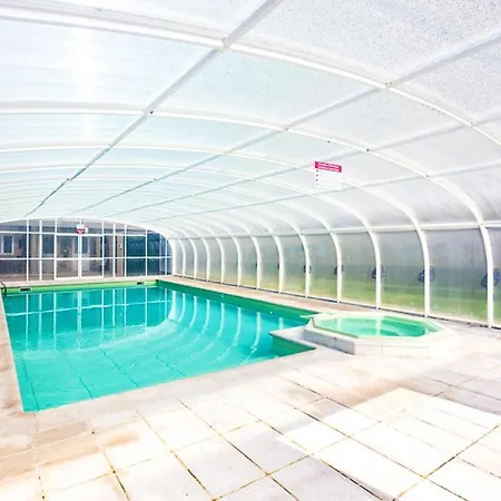 One Bedroom Appartement With Shared Pool Jacuzzi And Enclosed Garden At Armamar Apartman *